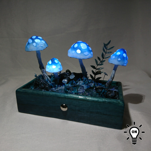 青の毒きのこランプ スタンドライト・テーブルランプ Darwin 通販