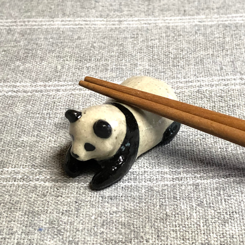 パンダの箸置き二態（仰向き、伏せ） パンダグッズ パンダ雑貨 箸