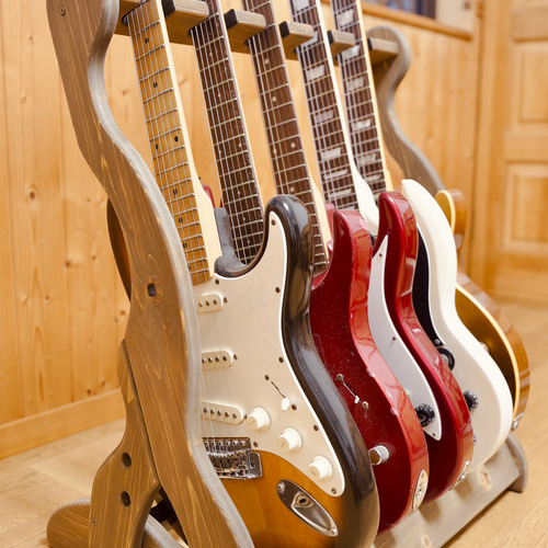 24時間以内に発送】手作り木工 ギタースタンド （ダークオーク） 5本  