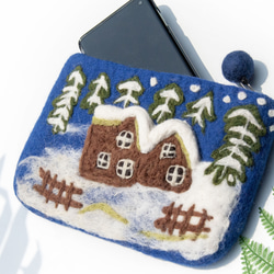 ウールフェルト コスメバッグ/ウールフェルト 携帯バッグ/小銭入れ/カード入れ/パスポート入れ 財布 - 雪景色 北欧 クリスマ 1枚目の画像