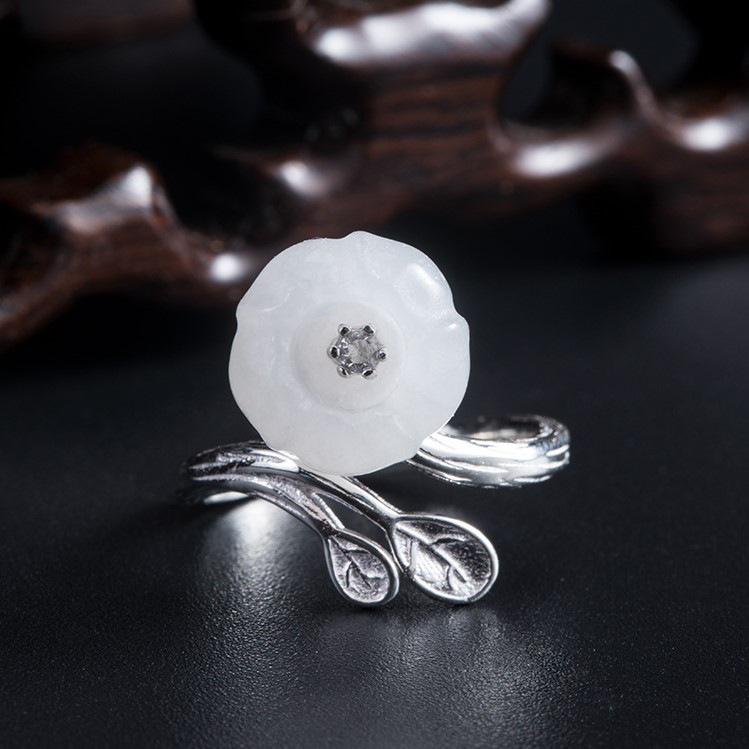 ＜受注制作＞蓮の花のリング　ネフライト　ギフト　ラッピング　R248