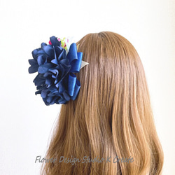 ネイビーのダリアのヘアクリップ　大きめ　青　ネイビー　薔薇　バラ　髪飾り　フローレス　フラメンコ　 4枚目の画像