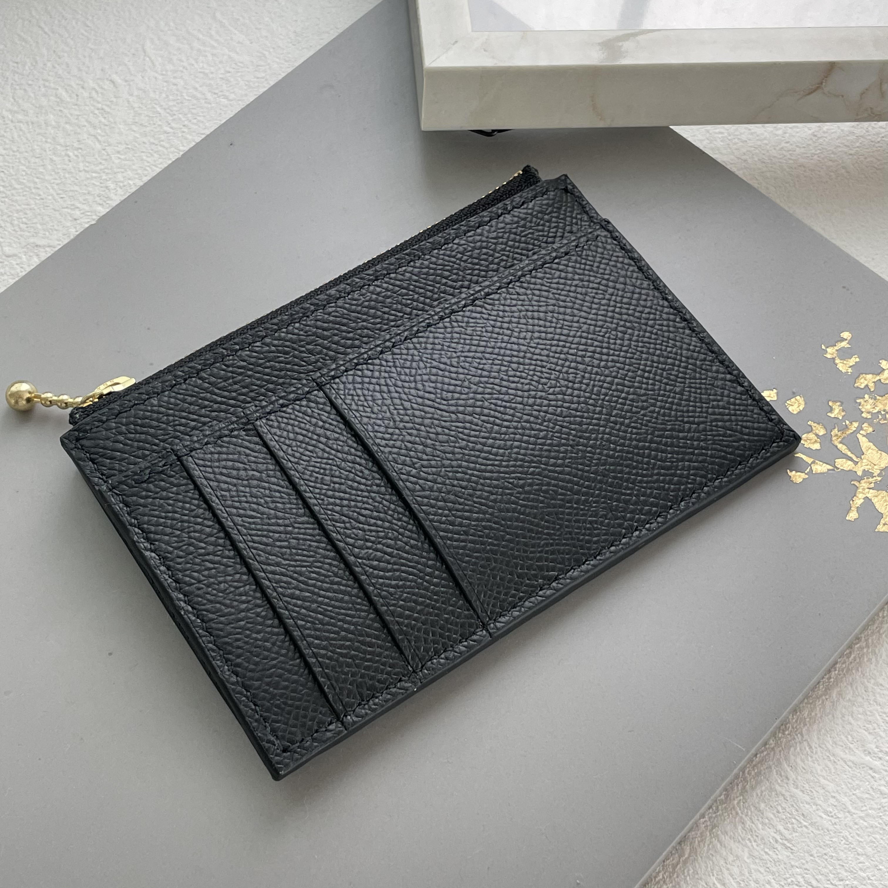 【フランス／フランス産レザー】高級フランス産本革のフラグメントケース｜送料無料 9,000円