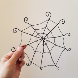 ハロウィン 飾り 【 クモの巣 】 ワイヤーアート 壁飾り 置物 雑貨 ワイヤークラフト ウォールデコ かわいい 5枚目の画像