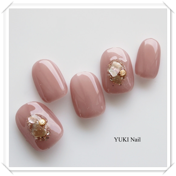 シアーなくすみピンクとシェルストーンネイル ネイルチップ（つけ爪