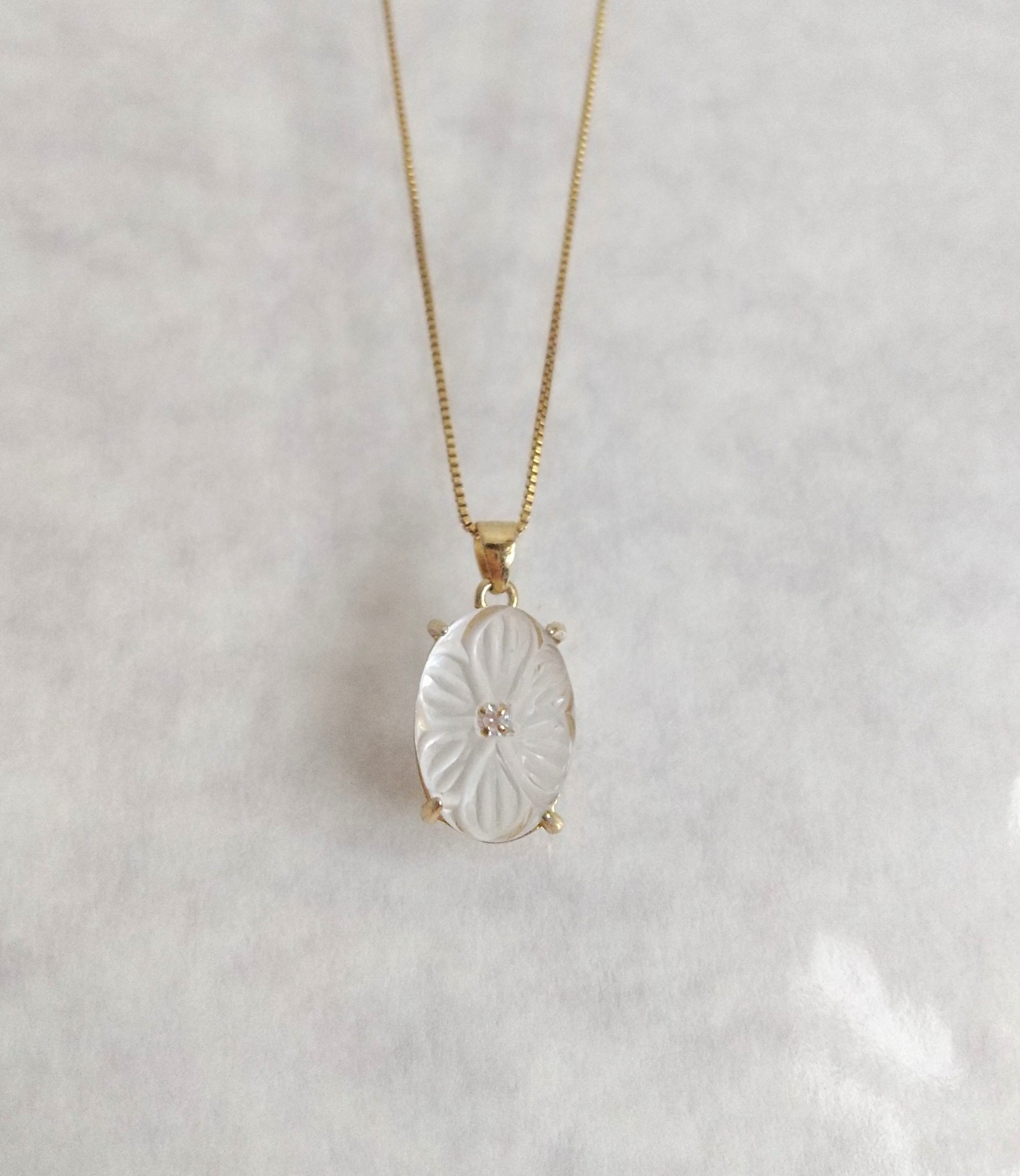 【silver K18gp】 お花のクリスタル ベネチェーンネックレス