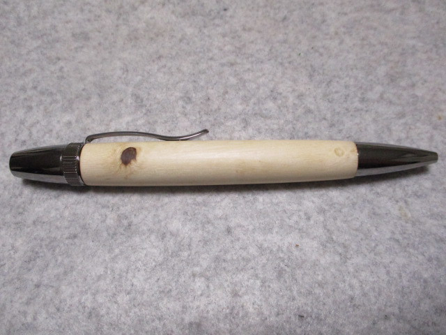 柊(ヒイラギ)　キヌカオイル仕上げ　ロングパトリオットボールペン　希少材