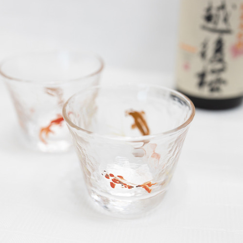父の日ギフトにも！金魚が涼しいガラスの徳利とお猪口のお酒セット