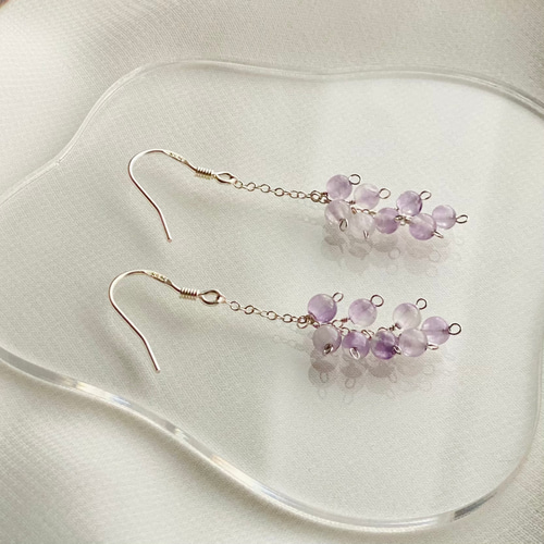 ハンドメイド　藤の花のイヤリング　紫　シルバー 藤の花ピアス／イヤリング シルバー（スターリングSV925） ピアス