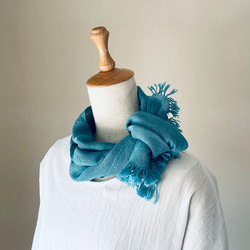 ターコイズブルーの手織りコットンリネンストール　 5枚目の画像