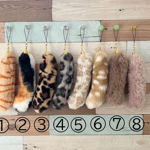 ① 虎猫しっぽストラップ しっぽキーホルダー 猫 アニマルボア akaneko