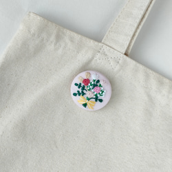 レトロなバラの花束刺繍ブローチ 7枚目の画像