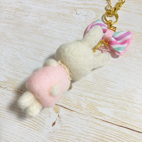 羊毛フェルト　くまちゃん　うさぎちゃん 限定1点◇くまちゃんにぎゅーっ♡抱っこするうさぎちゃん 羊毛フェルト