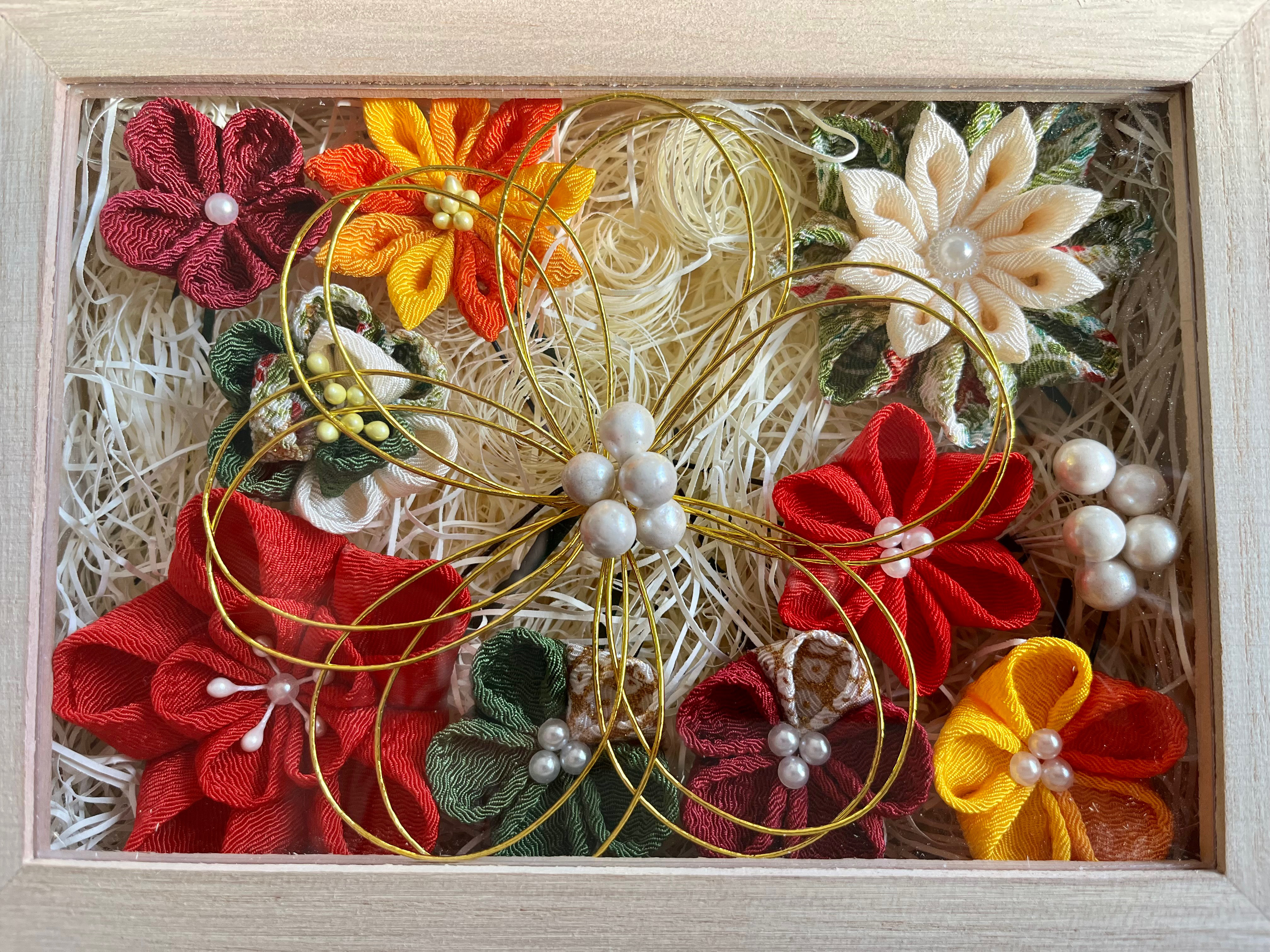 髪飾り 着物 成人式 振袖 つまみ細工 袴 卒業式 結婚式 打掛け ♡和 赤×えんじ×ベージュ×橙×緑