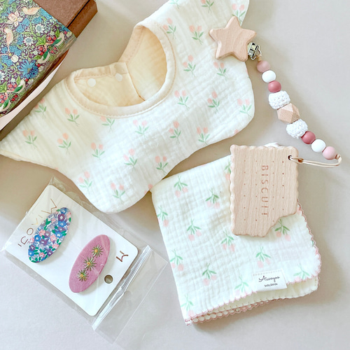 おまとめ用⭐️ベビースタイいちご⭐️花より団子2枚 【公式通販】