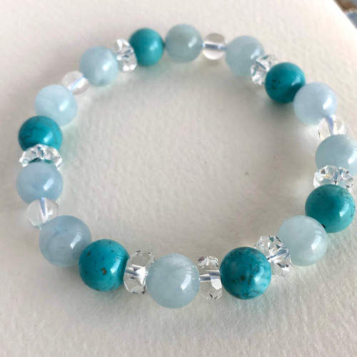 天然石　ハンドメイド　ブレスレット　アクアマリン　ネガティブなエネルギー解放 天然石「夏の空*海を思わせ」アクアマリン*ターコイズ*7Aダイヤ