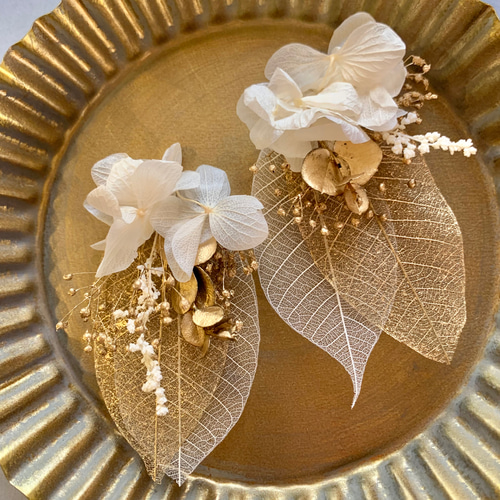 リーフシリーズ】ゴールド×ホワイト×あじさい ドライフラワー ピアス