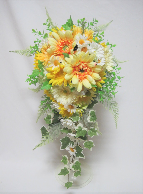 ガーベラのキャスケードブーケ♪生花みたいに綺麗な造花です♪髪飾り付♪高品質なのに安い 12枚目の画像