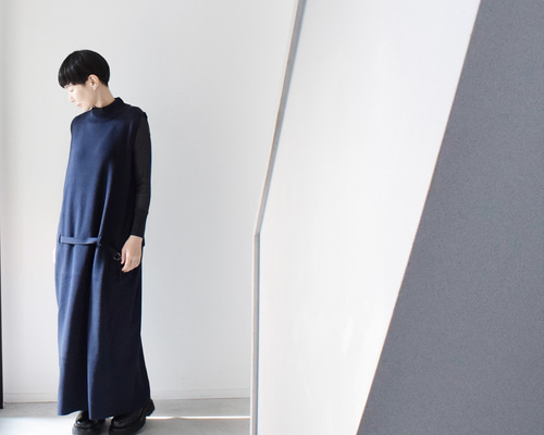 ニットワンピース（ノースリーブ）：紺 [NT33OPNV] ワンピース skep