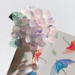 紫陽花と梅雨のコサージュ　ヘアクリップ付きブローチピン　幻の紫グラデーション 7枚目の画像