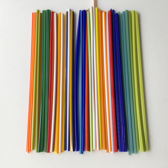 基本のパーツアソート｜GG800-50｜50ｇ｜オリジナルデザインを創ろう｜ガラスパーツ棒｜花・花びら・花芯・葉っぱのセ 花芯