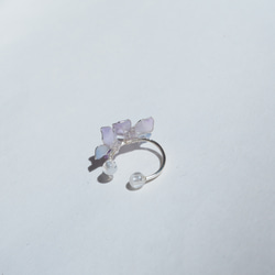 小さな紫陽花のイヤーカフ 4枚目の画像