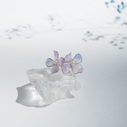 小さな紫陽花のイヤーカフ 8枚目の画像