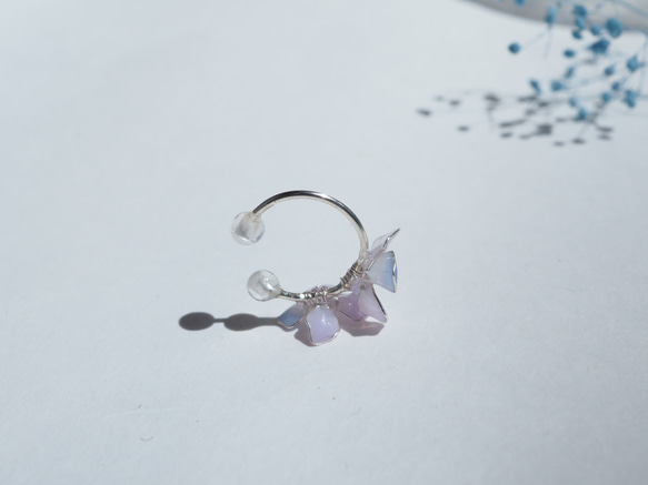 小さな紫陽花のイヤーカフ 5枚目の画像