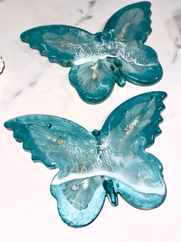 アクア　グリーン　バタフライ蝶々　レジン　トレー　お皿　コースター　トレイ 2枚目の画像