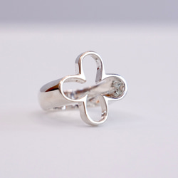 シルバーのお花のリング 《silver925》シンプルな大振り指輪 3枚目の画像
