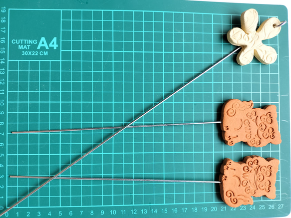素焼きだから雨でも安心　シーサー　ガーデンピック　ガーデニング　寄植え　お花　ギフト　プレゼント　雑貨　テラコッタ　陶器 3枚目の画像