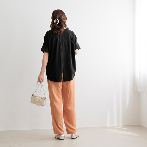 【SANDRO】タグ付き　シャーリングトップス 全4色】後ろスリットデザイン 裾シャーリング トップス
