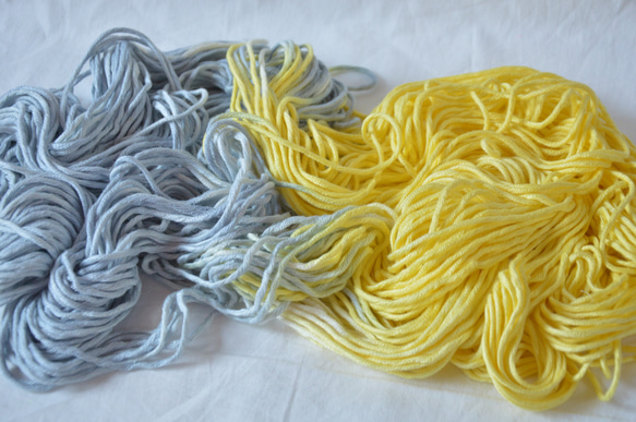 手染め糸　コットンアクリル　lemon　gray　nijiyarn 10枚目の画像