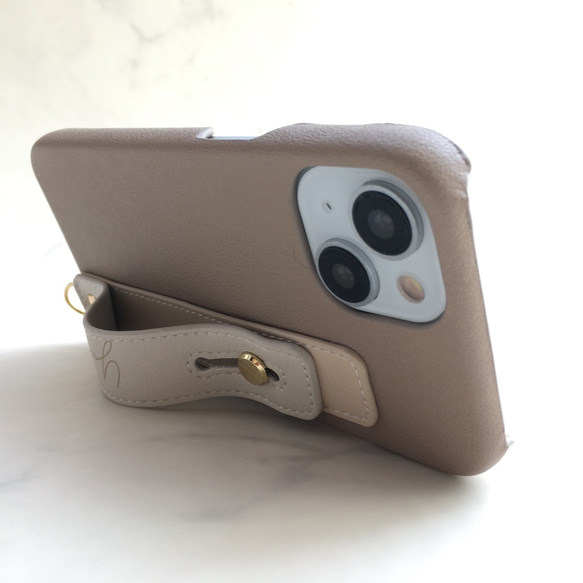 全機種対応 名入れ無料♡背面ベルト付 ハイクオリティ シンプルレザー調スマホケース 背面カバー iPhone17 16他 9枚目の画像