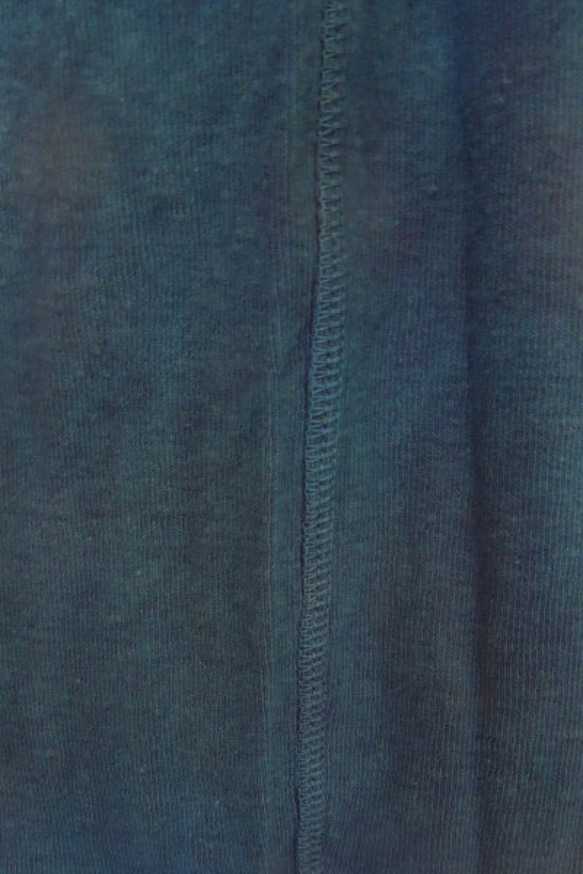 asana x chewin'bacco ヘンプコットン リブ タンクトップ・草木染めインディゴ 2枚目の画像