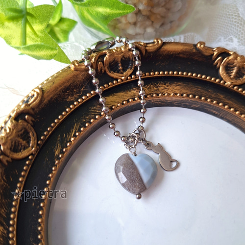 No.60天然石ブルーオパールチャーム&天然淡水パールチャーム