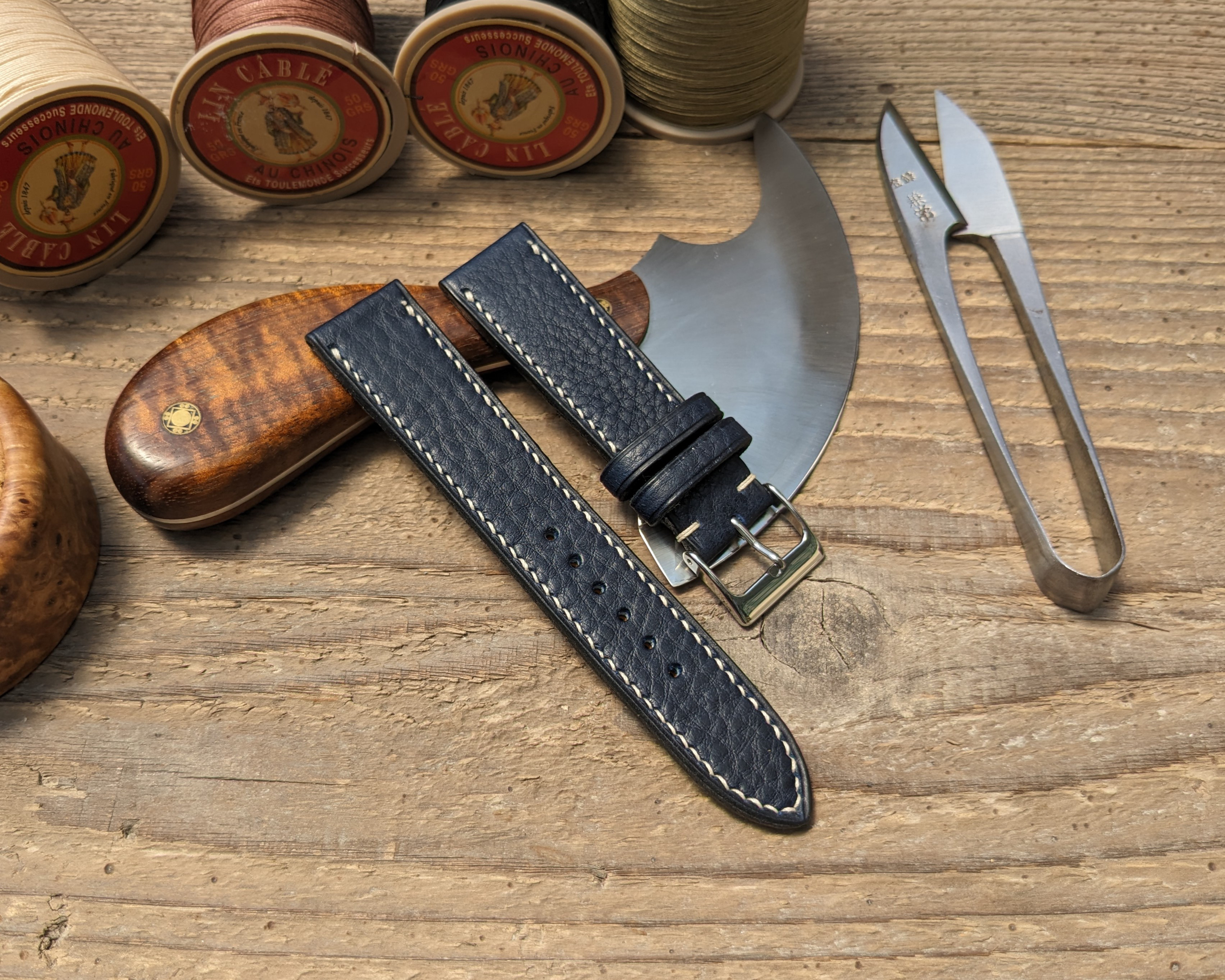 ホーウィン　クロムパック シボレザー　ネイビー｜フルステッチ 時計ベルト｜サイズ 糸色 カスタマイズ対応｜受注制作