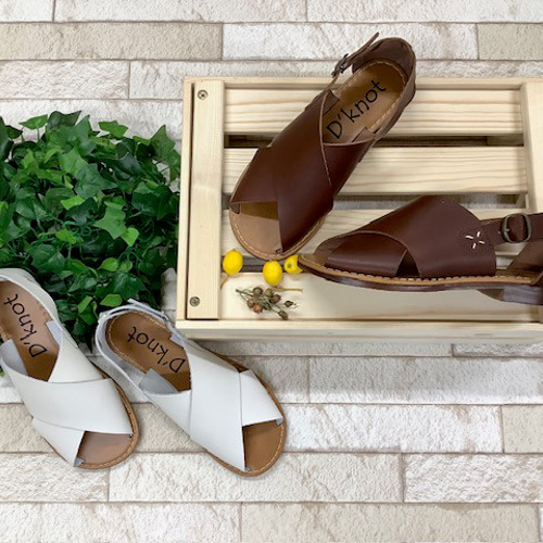 夏の定番！】厚口オイルレザーのざっくりクロスサンダルフラット