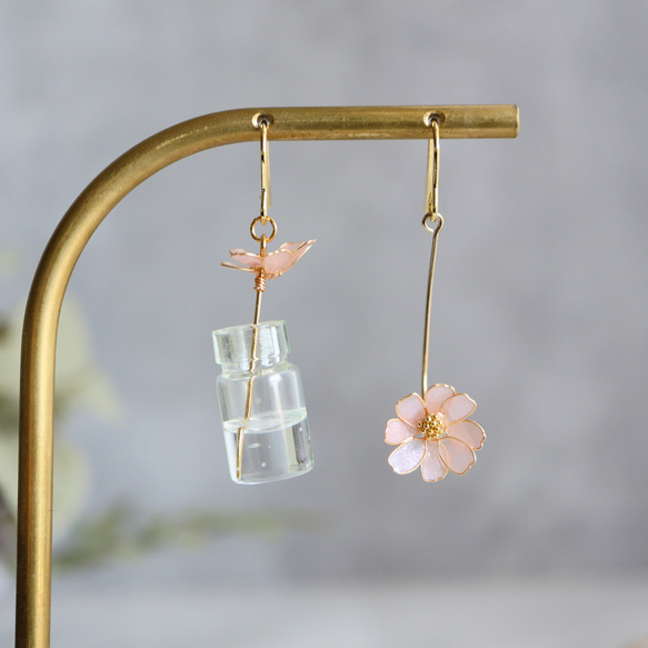 一輪挿し✾コスモスのピアス/イヤリング ピアス（その他） いちりん 