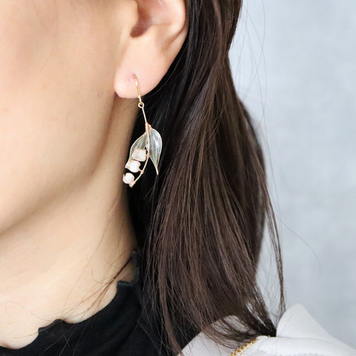 一輪挿し✾すずらんのピアス/イヤリング ピアス（その他） いちりん 