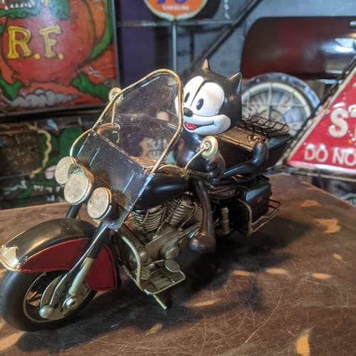 お宝放出 ザ・アメ雑！ フィリックス & アメリカンバイク リアボックス  