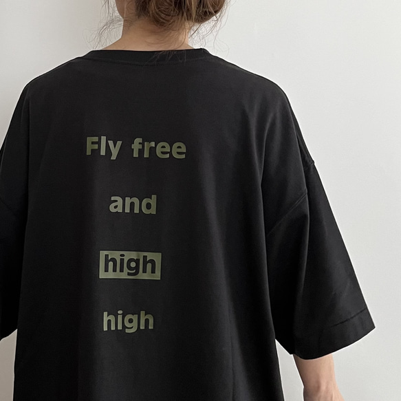 バックプリントTシャツ Fly free and high オーバーサイズ 1枚目の画像