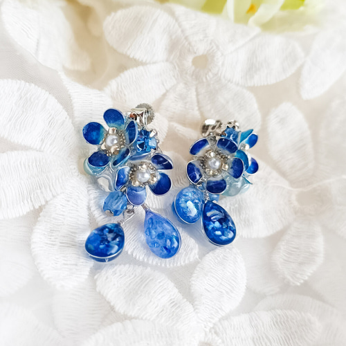 silver ロイヤルブルー Nemophila 青空の花 ＊ ネモフィラ ＊ 雫