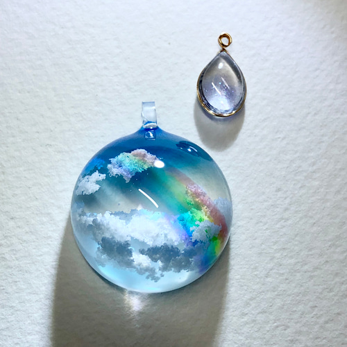 藍様おまとめ。レジン キーホルダー ペンダント Amazon.co.jp: ハンドメイド 青い蝶＋本物の花 レジン