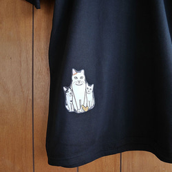 淡路の猫Tシャツ黒/とうこ先生 16枚目の画像