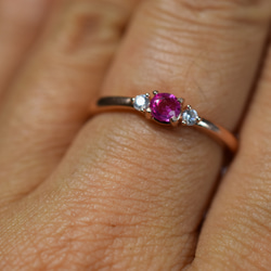 RG23-205 宝石質 天然 ピンク サファイア リング 指輪 シンプル フリーサイズ 18KGP 金属アレルギー対応 7枚目の画像