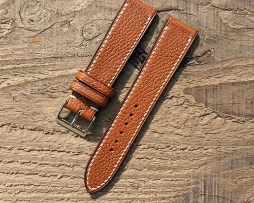 使用1回 日本製 カーフスキン ハンドバッグ 時計付き タスカ Tasca 使用1回 日本製 カーフスキン ハンドバッグ 時計付き タスカ Tasca