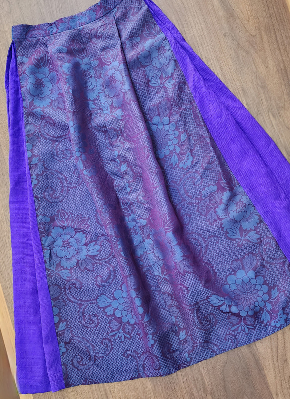 ロング フレアスカート 紫色 サイド切り替え 絹 silk 八掛 M~Lサイズ 3枚目の画像