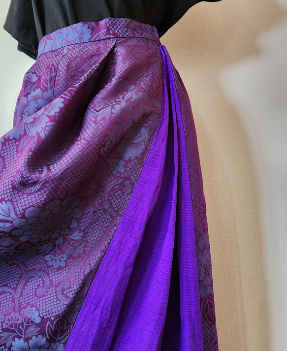ロング フレアスカート 紫色 サイド切り替え 絹 silk 八掛 M~Lサイズ 1枚目の画像