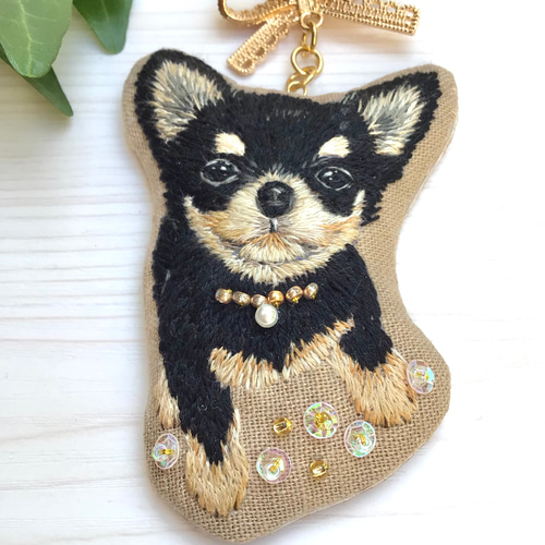 チワワ 犬 動物 キーホルダー ビーズ ハンドメイド 手刺繍 刺繍